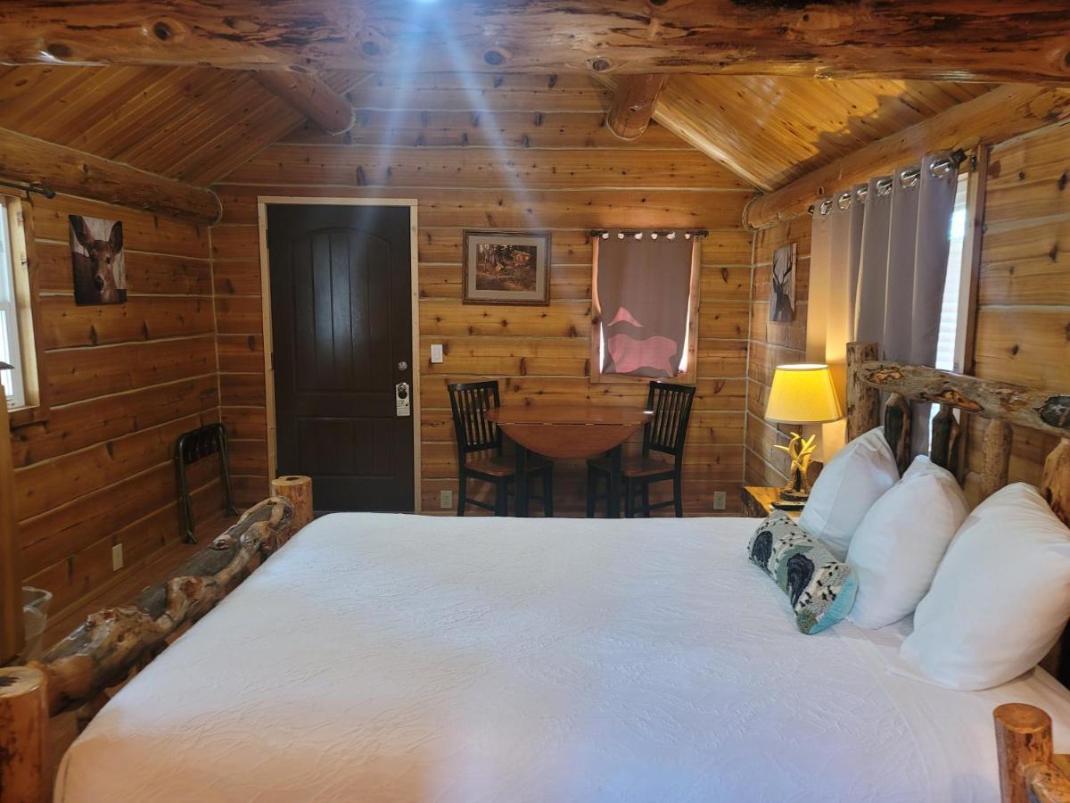Riverfront Motel & Cabins Thompson Falls Εξωτερικό φωτογραφία