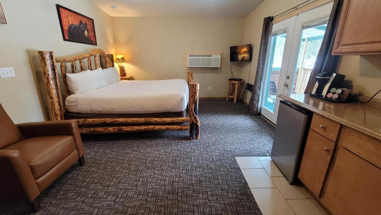Riverfront Motel & Cabins Thompson Falls Εξωτερικό φωτογραφία
