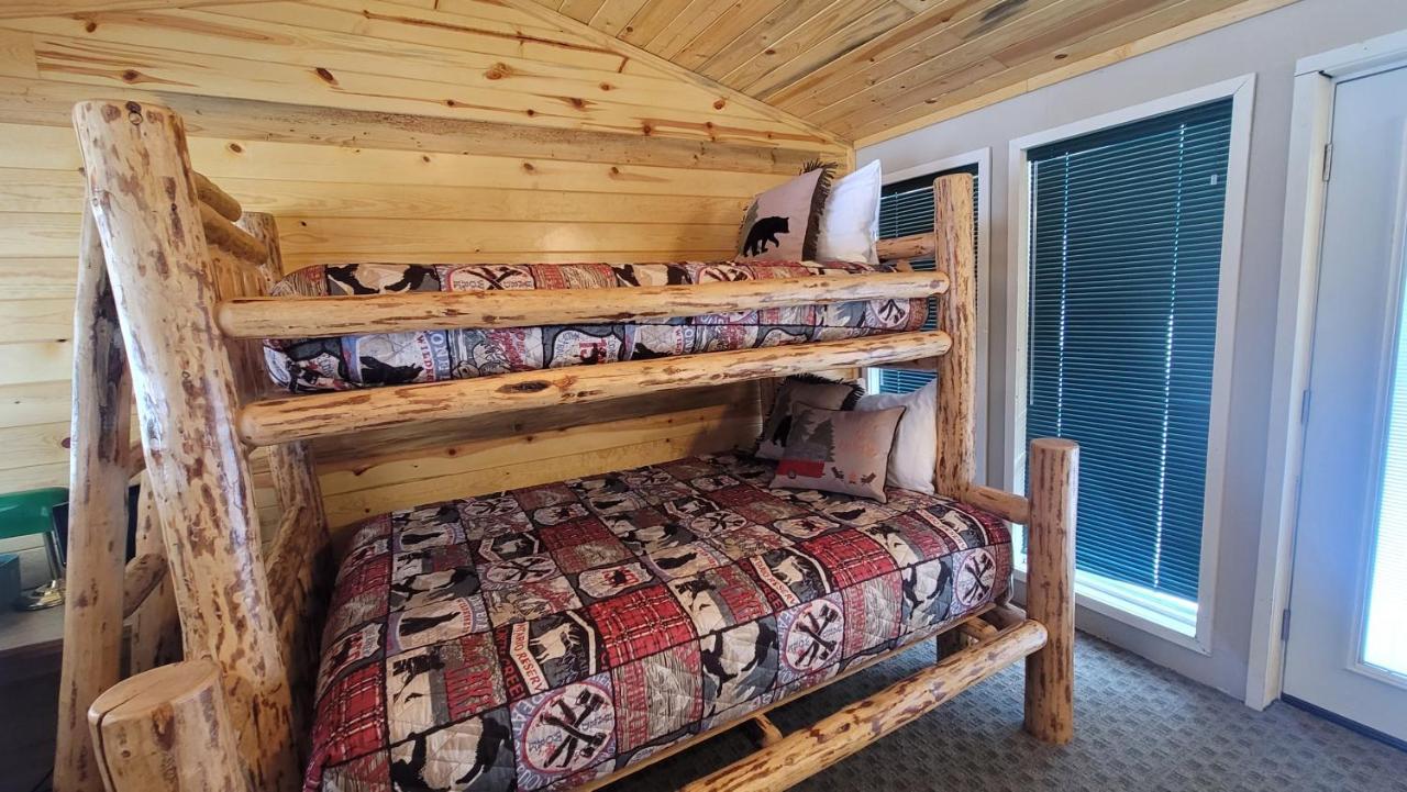 Riverfront Motel & Cabins Thompson Falls Εξωτερικό φωτογραφία