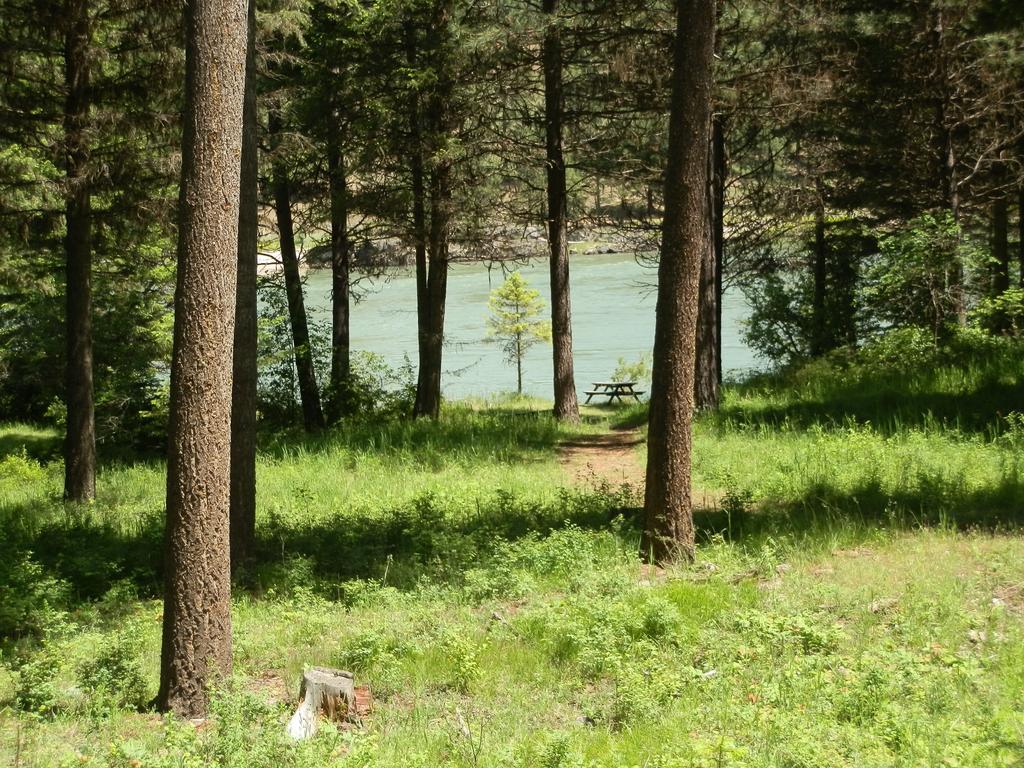 Riverfront Motel & Cabins Thompson Falls Δωμάτιο φωτογραφία